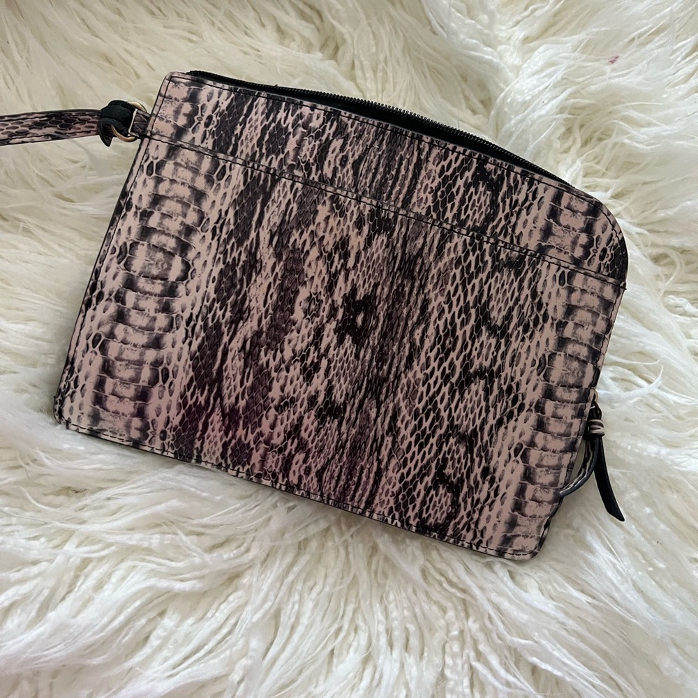 Small makeup bag / travel bag